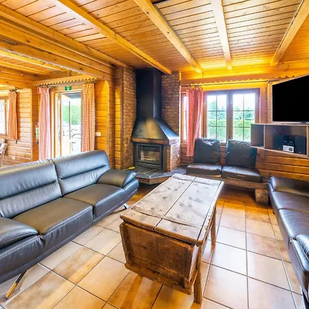 Majestic In Durbuy 200 Meters From The Golf, Cleaning Included